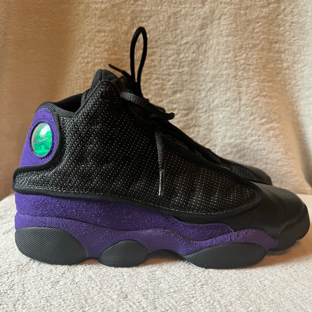 Air Jordan 13 Boys Retro Shoes Size 4 Court Purple Black